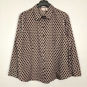 Chico’s Wrinkle Resistant Button-Front Shirt Women’s Size XL Dot Print Slit Hem